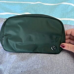 Lululemon Everywhere Belt Bag 1L Rainforest Green “RNFG”